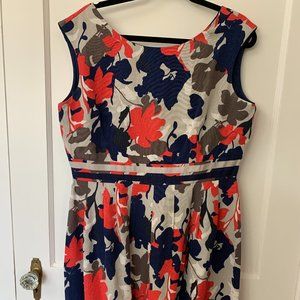 Tahari Floral Dress, Size 14P